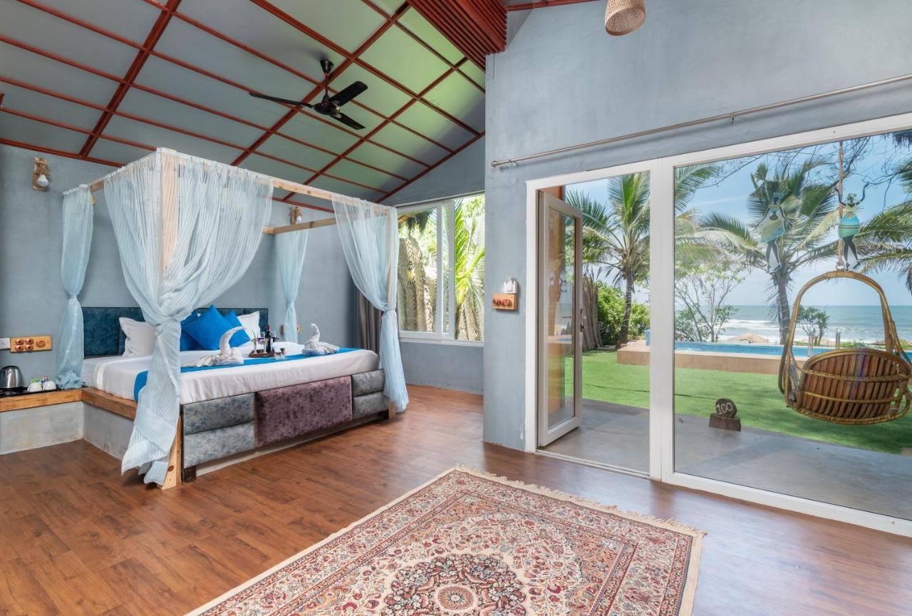 Amadi Beach Front Resort Мандрем Экстерьер фото