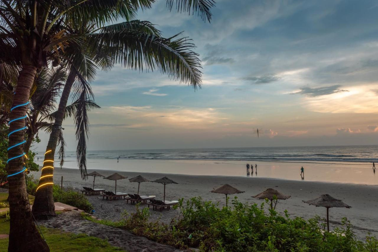 Amadi Beach Front Resort Мандрем Экстерьер фото